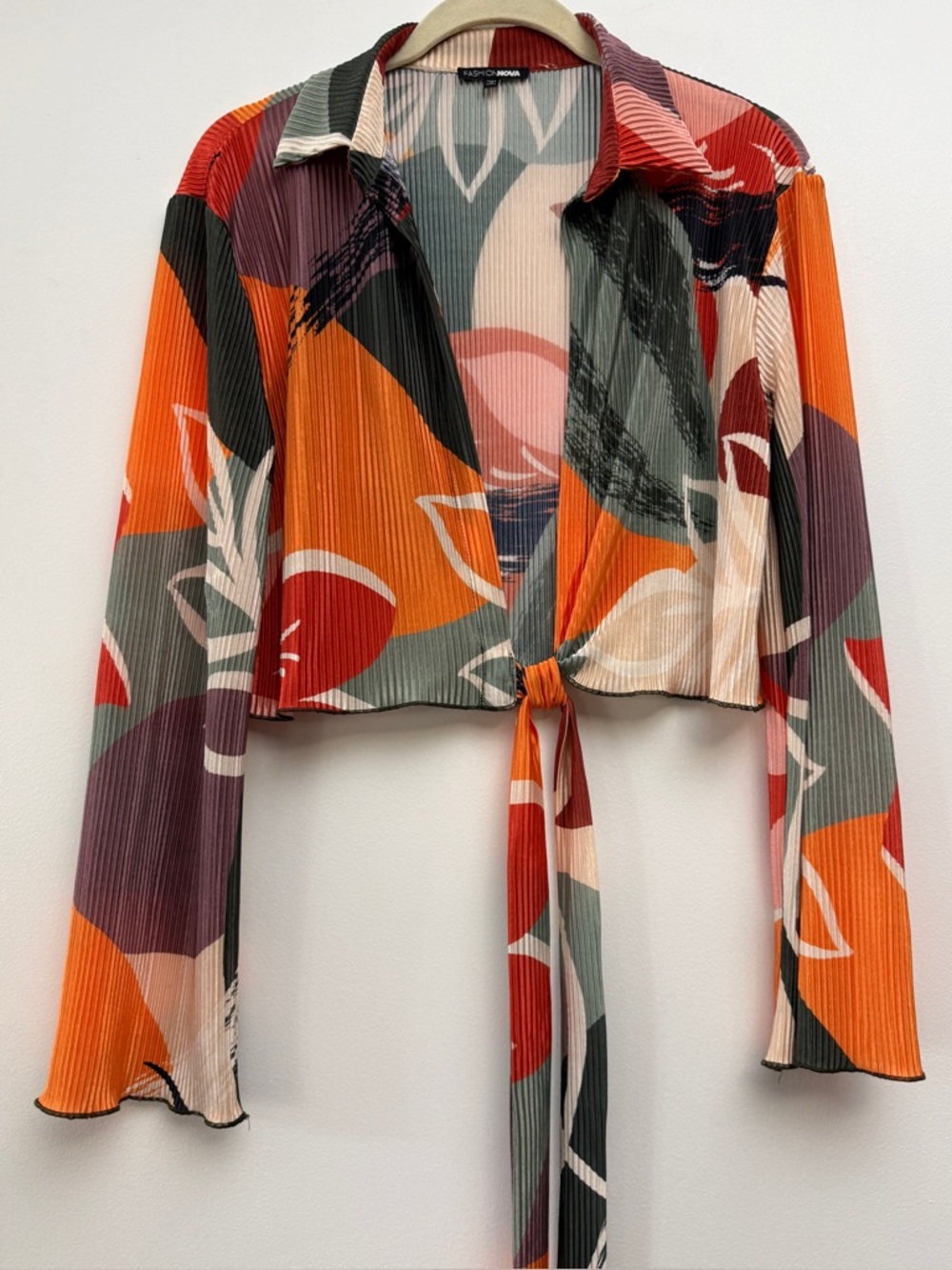 Fashion Nova Pleated Tie-Front Abstract Print Crop Top | Festival Layering Piece